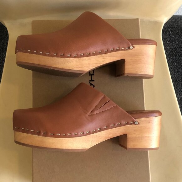 Charlotte Stone Martino Low Heel Wooden Clogs in Tan Leather - Picture 4 of 7